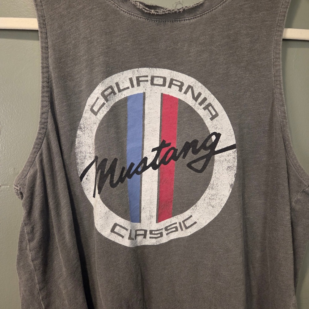 Lucky Brand Ford Mustang Women's Graphic Racerback Tank Top, Size L, Gray - Picture 3 of 6